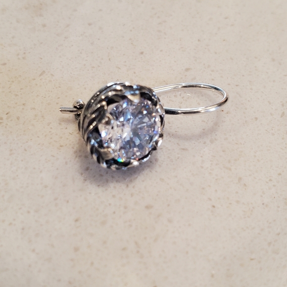 Shablool Single Earring - Picture 7 of 7